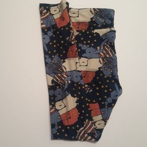 ☆SALE 5 for $25☆ logo leggings